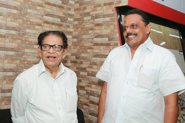 Sri Sabu K. Jacob Meeting with Piravom’s Poet Chemmanam Chako
